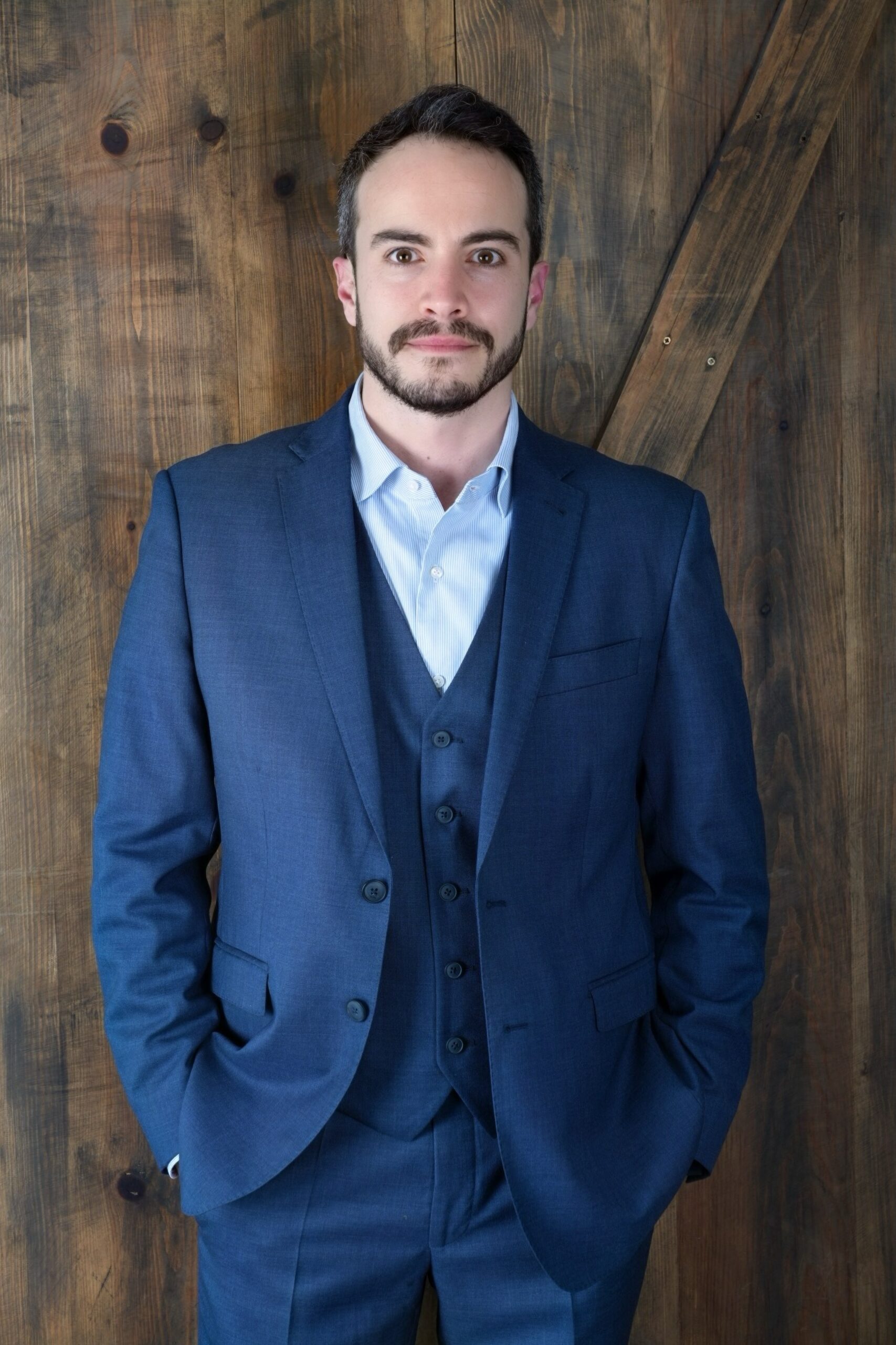 Una práctica moderna sin comprometer lo humano. Une pratique moderne, sans compromis sur l’humain​.